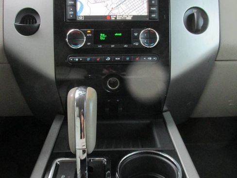 Used 2014 Ford Expedition EL Limited image 13