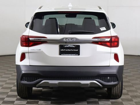 Used 2023 Kia Seltos LX image 10