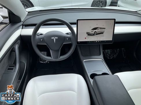 Used 2022 Tesla Model 3 Standard Range RWD image 36