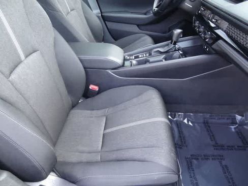 Used 2024 Honda Accord Sport image 13