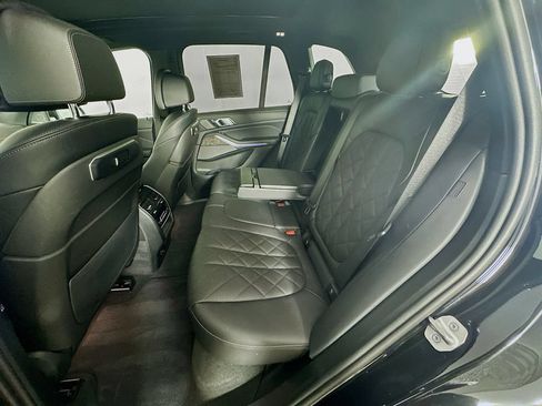 Used 2025 BMW X5 xDrive40i w/ Climate Comfort Package AWD/4WD image 33