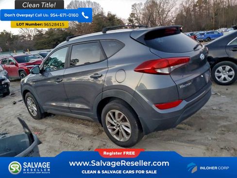 Used 2016 Hyundai Tucson SE w/ Option Group 02 FWD image 3