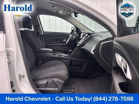 Used 2017 Chevrolet Equinox LT w/ Convenience Package FWD image 11