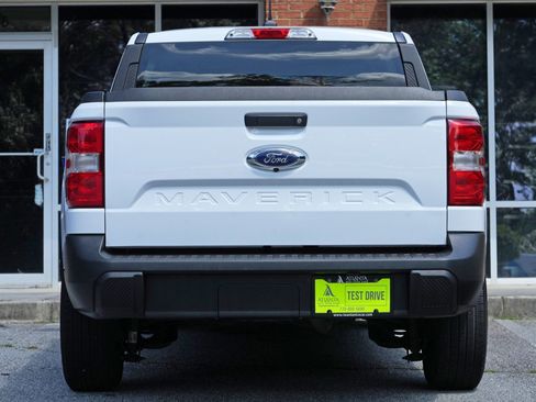Used 2023 Ford Maverick XL FWD image 10