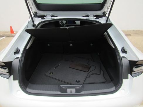 Used 2023 Toyota Prius Prime SE image 23