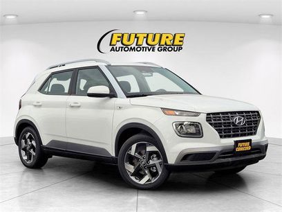 New 2025 Hyundai Venue SEL