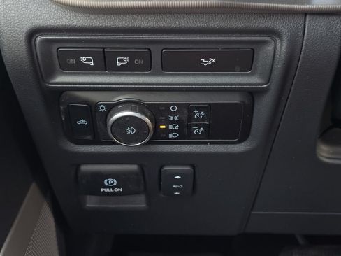 Used 2024 Ford F150 Lariat w/ FX4 Off-Road Package AWD/4WD image 17