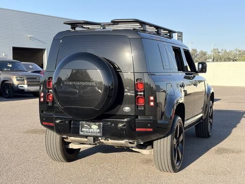 Used 2023 Land Rover Defender 110 X-Dynamic SE AWD/4WD image 29