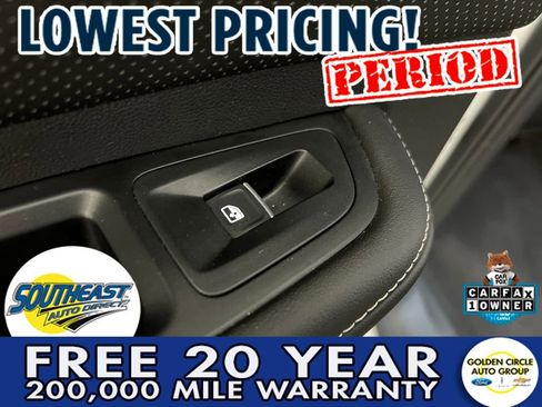 Used 2024 Volkswagen Atlas Cross Sport SE image 17