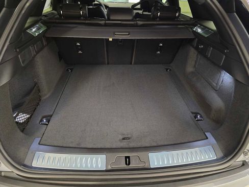 New 2026 Land Rover Range Rover Velar S AWD/4WD image 16