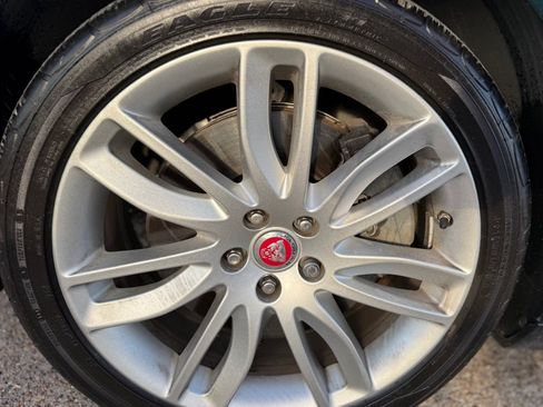 Used 2016 Jaguar XF Prestige RWD image 25
