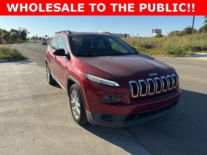 Used 2016 Jeep Cherokee Sport w/ Cold Weather Group