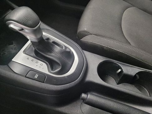 Used 2024 Kia Forte LXS image 26