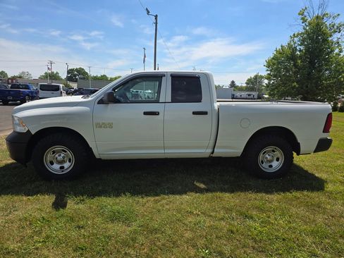 Used 2017 RAM 1500 Tradesman w/ Popular Equipment Group AWD/4WD image 4