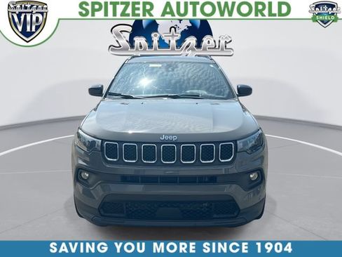 Used 2023 Jeep Compass Latitude AWD/4WD image 3