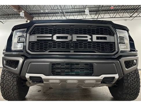 Used 2018 Ford F150 Raptor w/ Equipment Group 802A Luxury AWD/4WD image 3