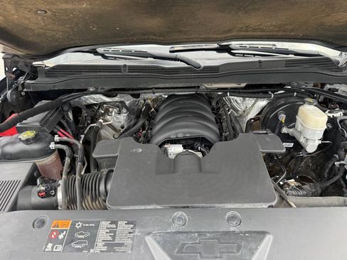 Used 2015 Chevrolet Silverado 1500 High Country w/ High Country Premium Package AWD/4WD image 31