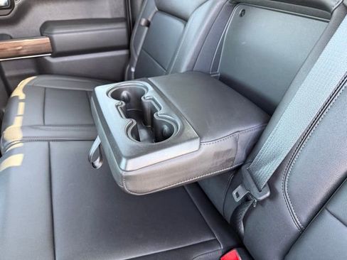 Used 2020 Chevrolet Silverado 1500 LT Trail Boss w/ Midnight Edition image 22