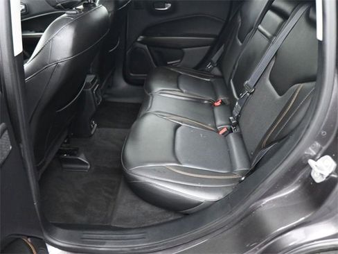 Used 2018 Jeep Compass Limited w/ Safety & Security Group image 16