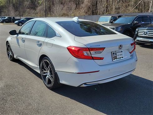 Used 2021 Honda Accord Touring image 6