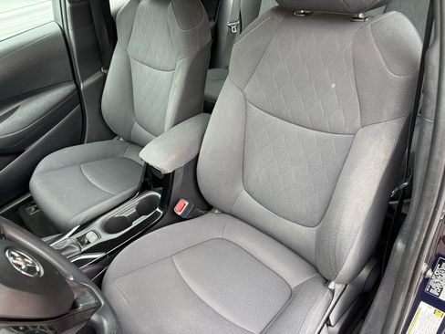 Used 2020 Toyota Corolla LE FWD image 6