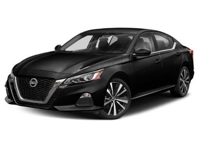 Used 2020 Nissan Altima 2.5 SR w/ Premium Package
