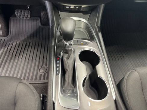 Used 2021 Chevrolet Malibu LS FWD image 16