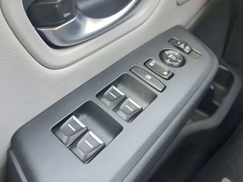 Used 2023 Honda Pilot EX-L image 29