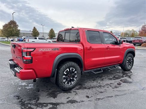 Used 2022 Nissan Frontier PRO-4X image 3
