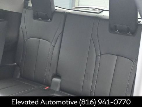 Certified 2026 INFINITI QX60 Luxe w/ Cargo Package AWD/4WD image 19