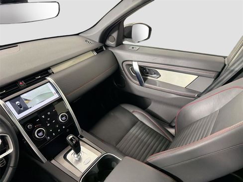 Certified 2023 Land Rover Discovery Sport SE R-Dynamic image 26