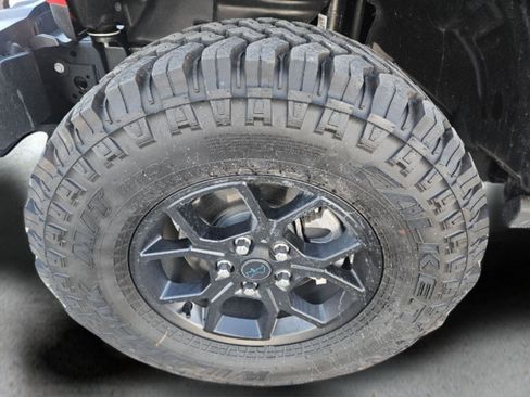 Used 2025 Jeep Wrangler Willys image 37