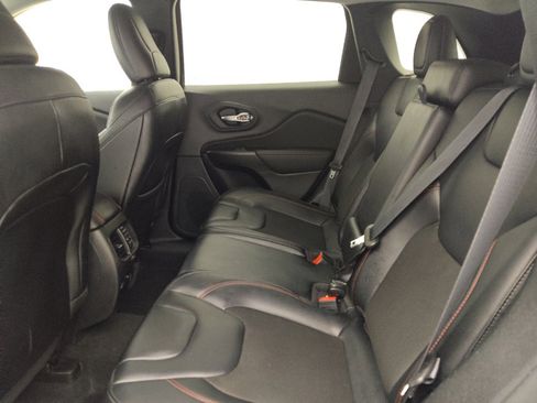 Used 2022 Jeep Cherokee Trailhawk w/ Trailer Tow Group image 18