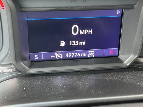 Used 2022 GMC Sierra 1500 SLE image 34