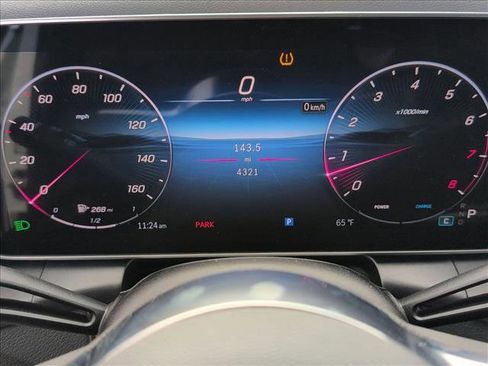 Certified 2025 Mercedes-Benz GLC 300 GLC 300 image 11