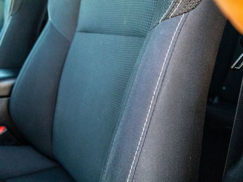 Used 2016 Toyota RAV4 XLE FWD image 13