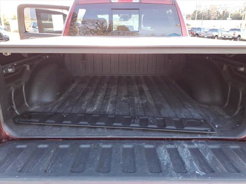 Used 2021 RAM 1500 Big Horn image 13