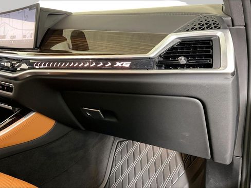 Certified 2024 BMW X5 xDrive40i w/ M Sport Package AWD/4WD image 15