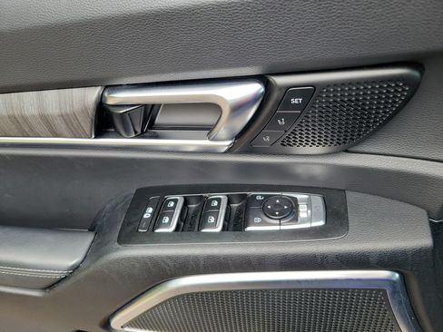 Used 2024 Kia Telluride SX FWD image 21