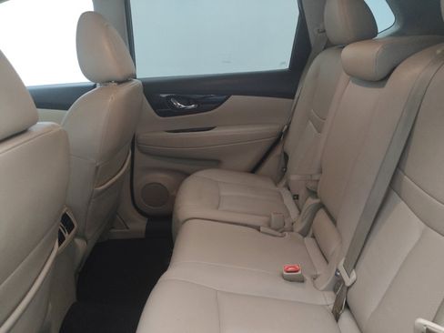Used 2020 Nissan Rogue SL AWD/4WD image 18