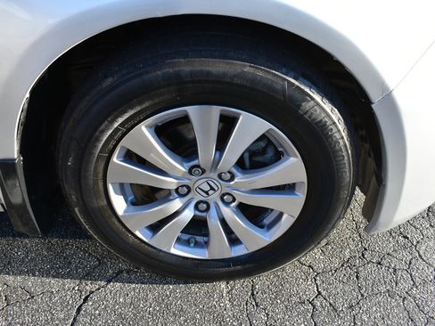 Used 2014 Honda Odyssey EX image 37