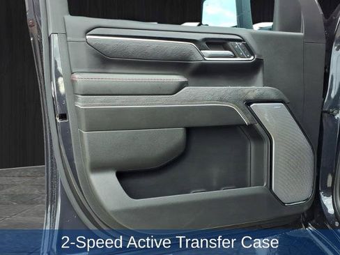 Used 2024 GMC Sierra 2500 AT4X AWD/4WD image 22