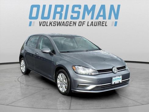 Used 2020 Volkswagen Golf 4-Door image 1