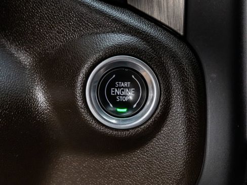 Used 2021 GMC Sierra 2500 Denali w/ Denali Ultimate Package AWD/4WD image 22