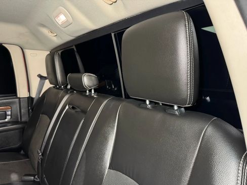 Used 2014 RAM 1500 Laramie RWD image 20