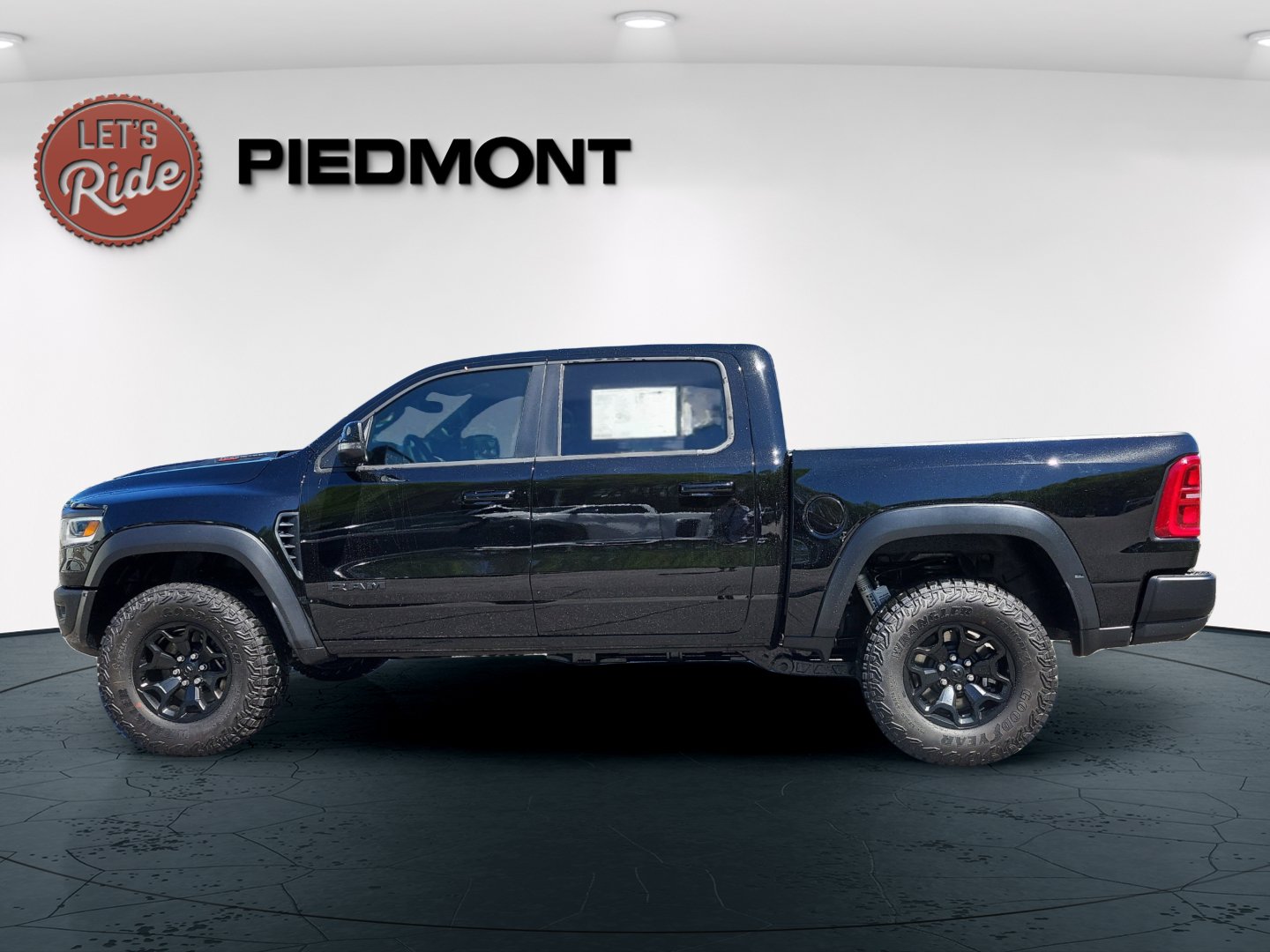 New 2026 RAM 1500 RHO w/ RHO Level 1 Equipment Group AWD/4WD image 9