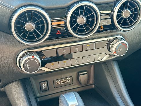 Used 2024 Nissan Sentra SV image 23