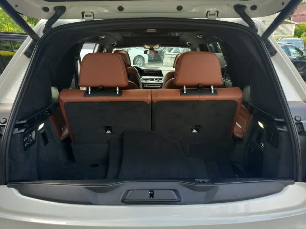 Used 2019 BMW X7 xDrive50i w/ M Sport Package AWD/4WD image 35
