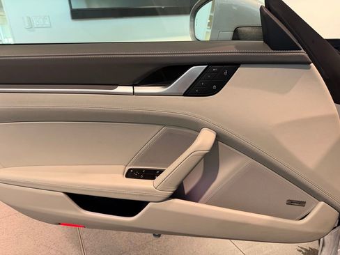 Used 2024 Porsche 911 Carrera GTS image 7