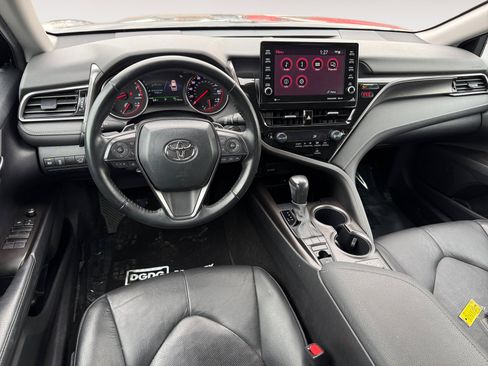 Used 2023 Toyota Camry XSE image 15